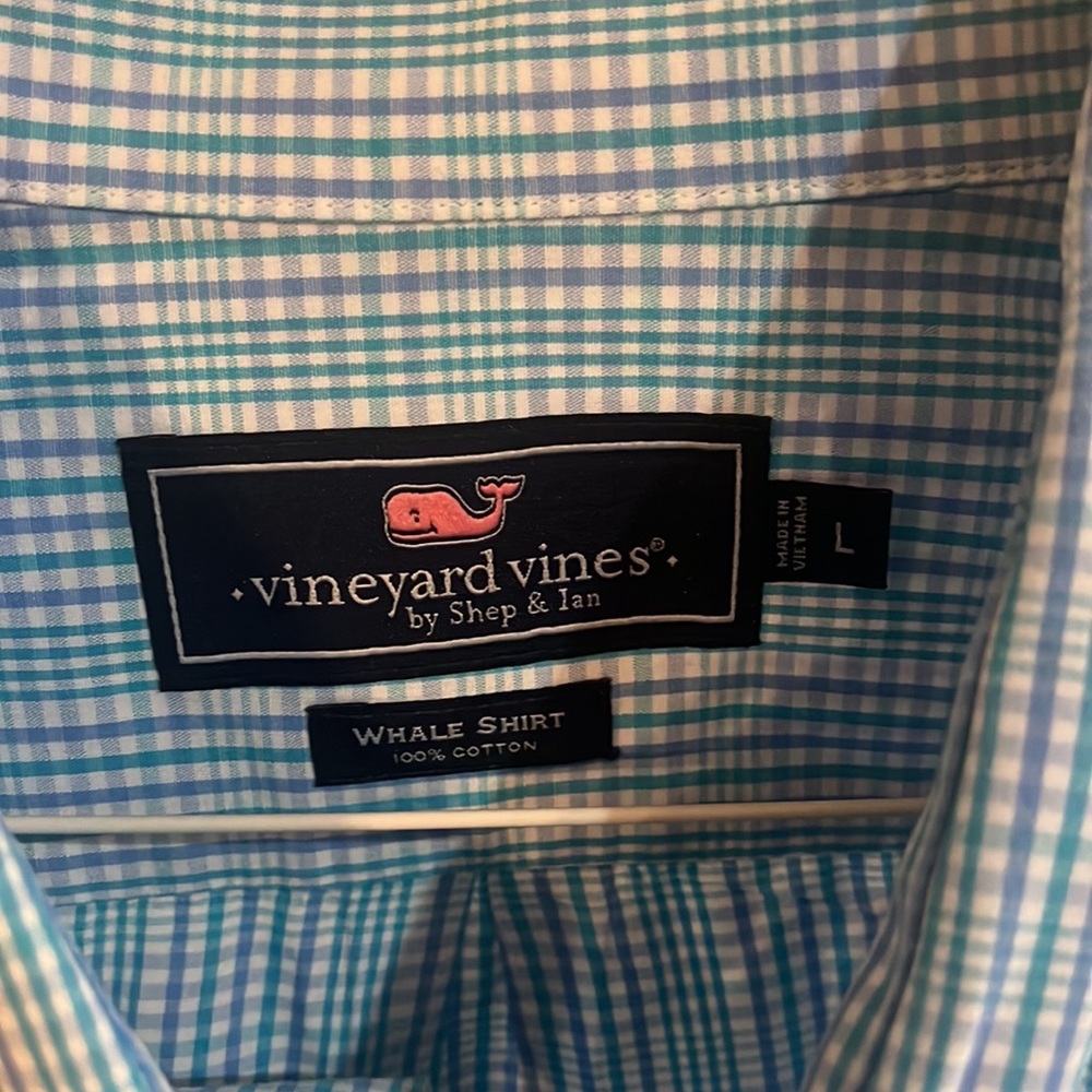 Vineyard Vines Button Down - image 2